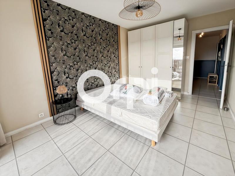 Appartement - 77 m² - 2 pièces