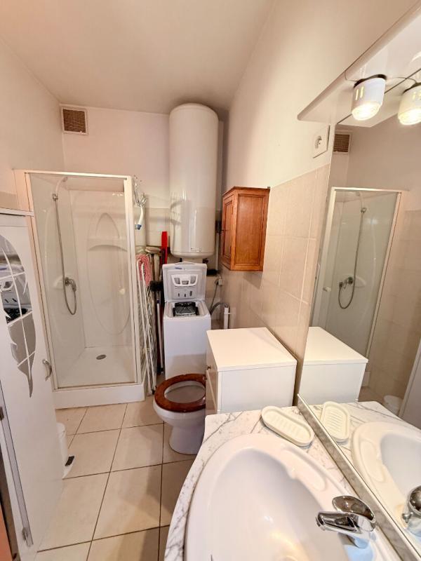 Maison - 250 m² - 10 pièces