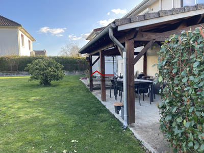 Maison - 128 m² - 8 pièces