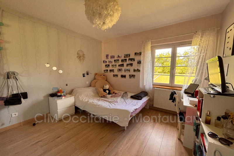 Maison - 220 m² - 7 pièces