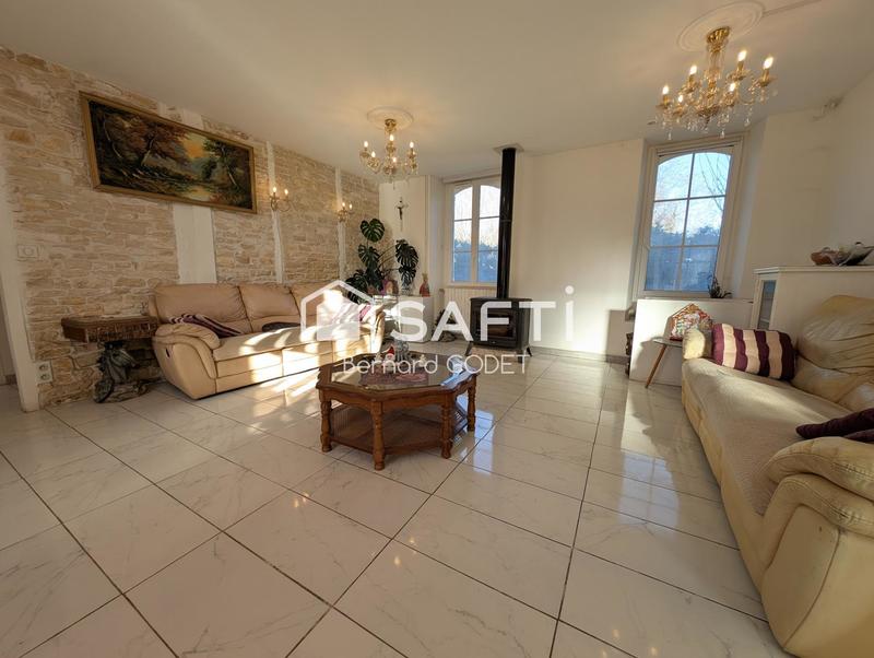 Maison - 248 m² - 6 pièces