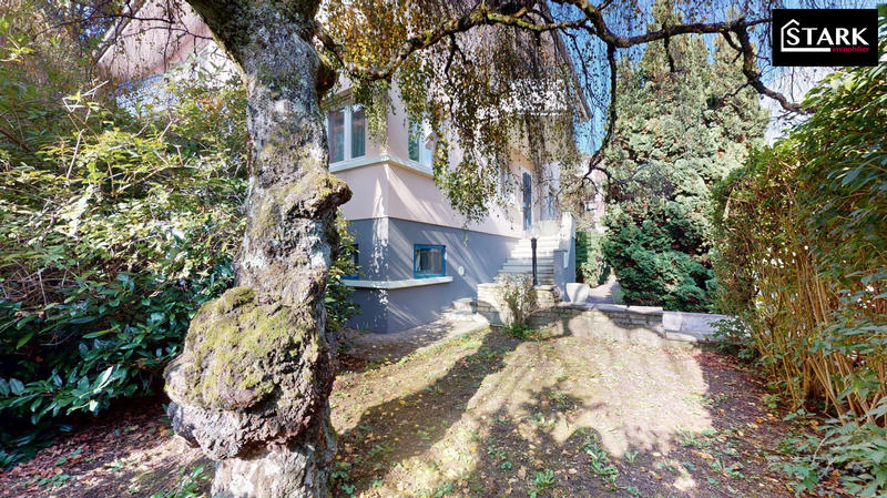 Maison - 170 m² - 7 pièces