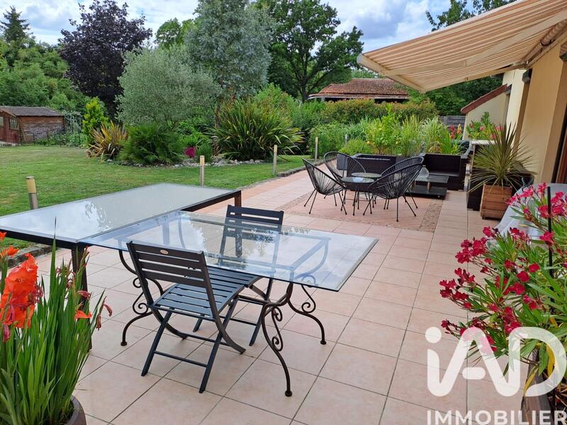 Maison - 146 m² - 6 pièces