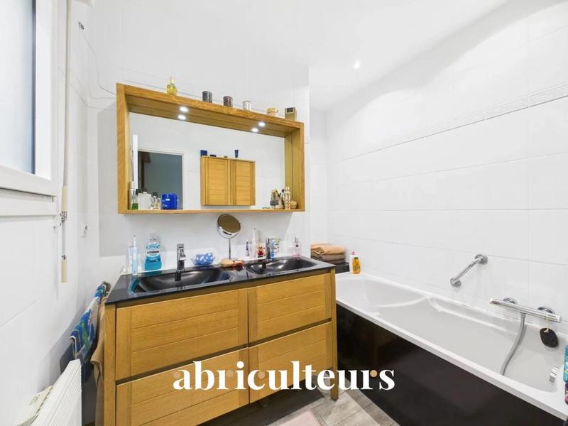 Maison ancienne - 258 m² - 7 pièces