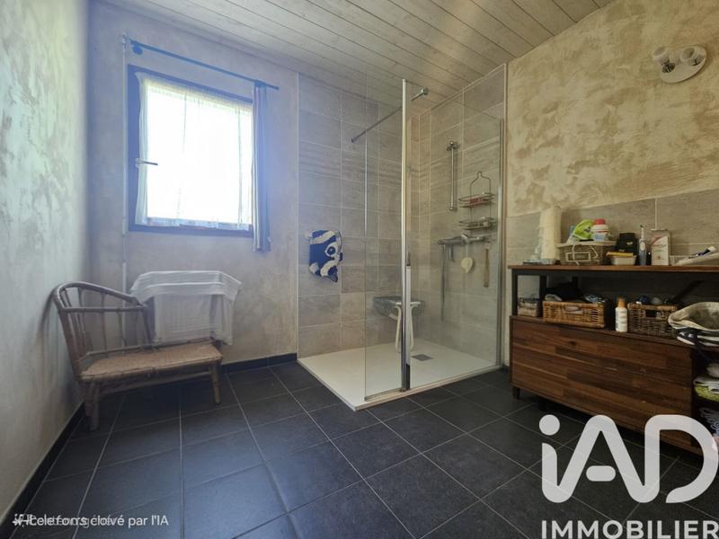 Maison - 150 m² - 7 pièces