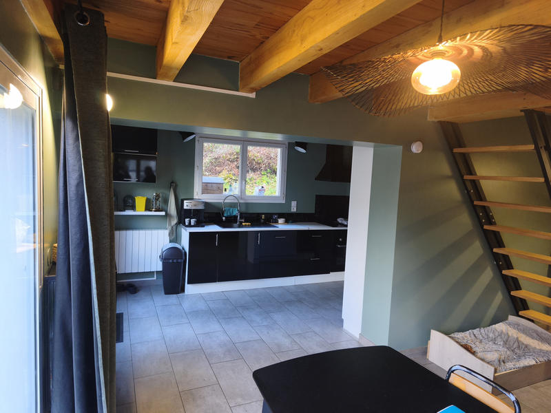 Propriété - 245 m² - 22 pièces