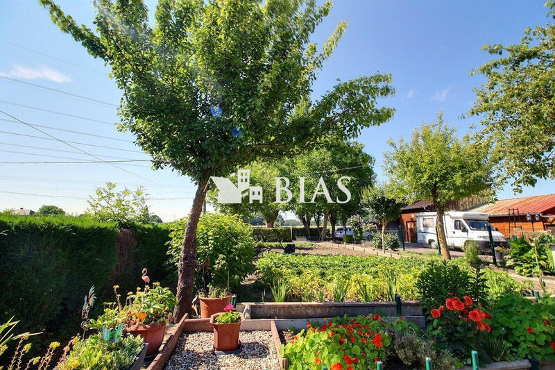 Maison traditionnelle - 165 m² - 6 pièces