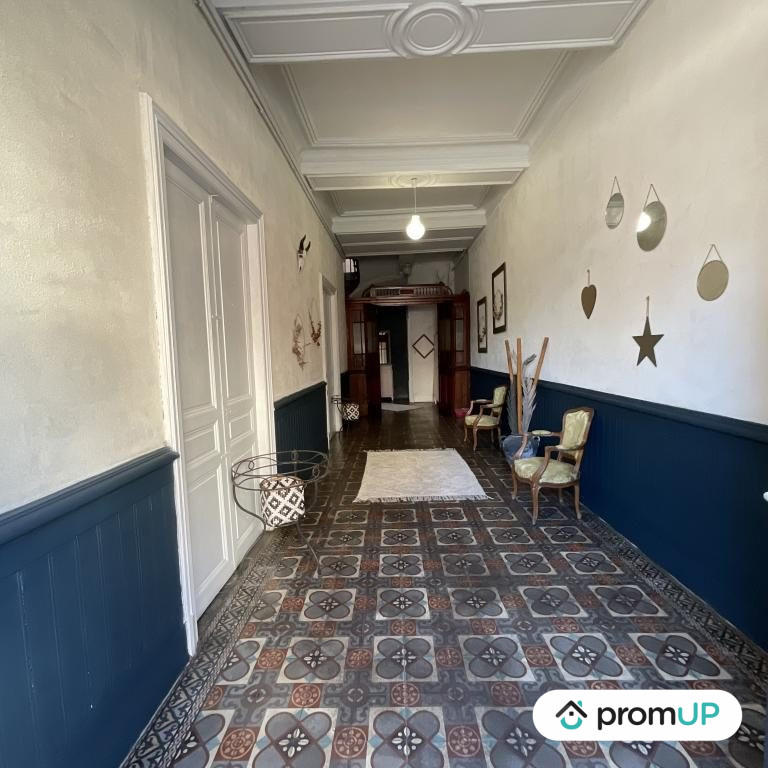 Appartement - 255 m² - 7 pièces