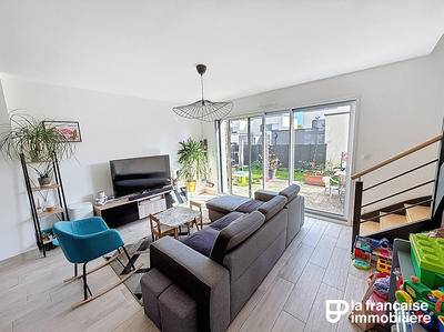 Maison - 85 m² - 5 pièces