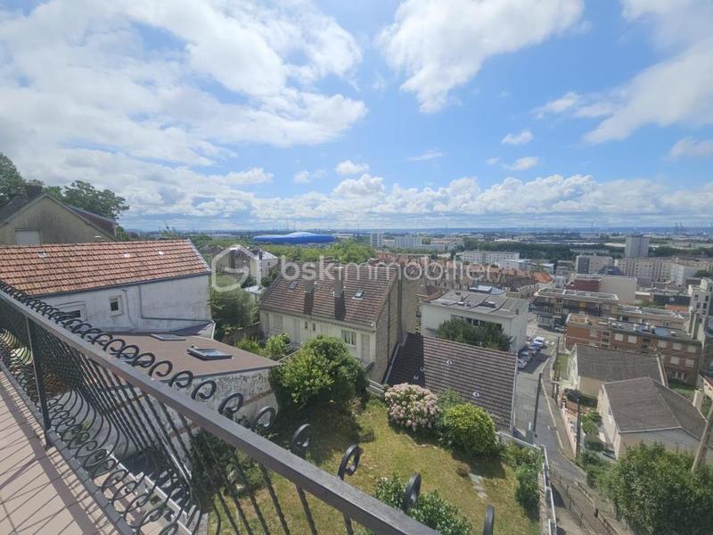 Maison - 134 m² - 5 pièces