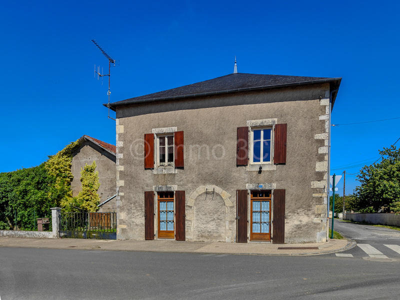 Maison de village - 194 m² - 10 pièces