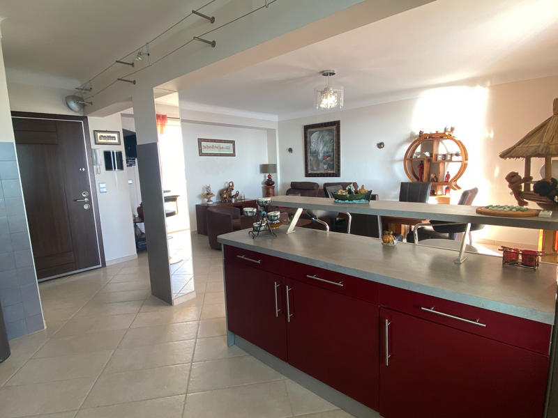 Appartement - 75 m² - 3 pièces