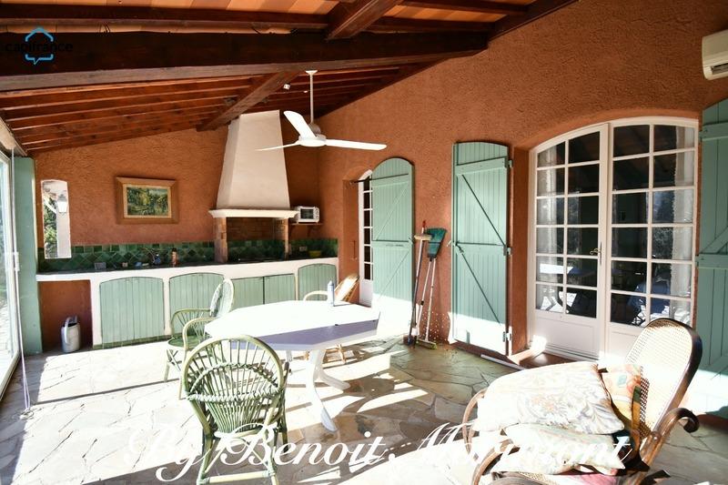 Maison - 234 m² - 5 pièces