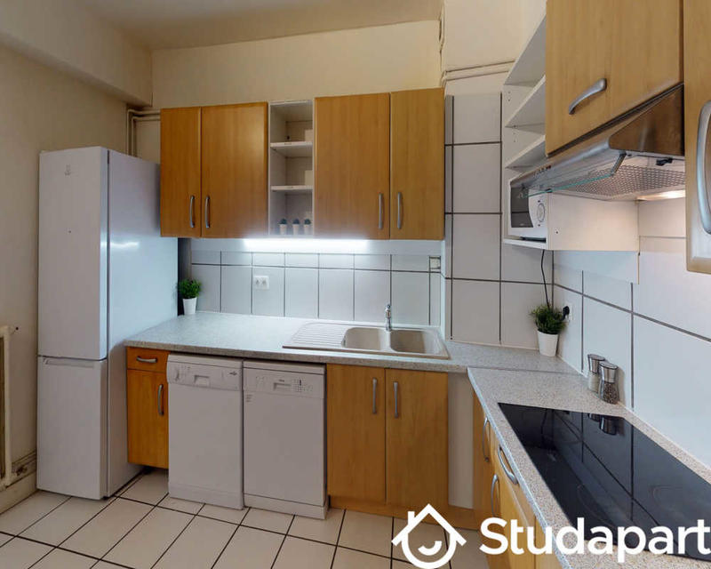 Chambre - 28 m² - 1 pièce