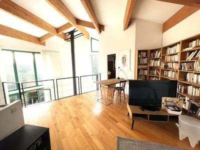 Villa - 270 m² - 6 pièces