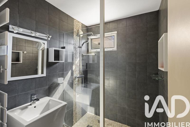 Duplex - 189 m² - 7 pièces