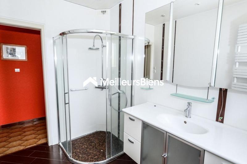 Maison - 89 m² - 5 pièces