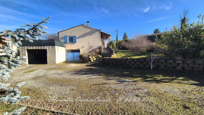 Maison - 105 m² - 4 pièces