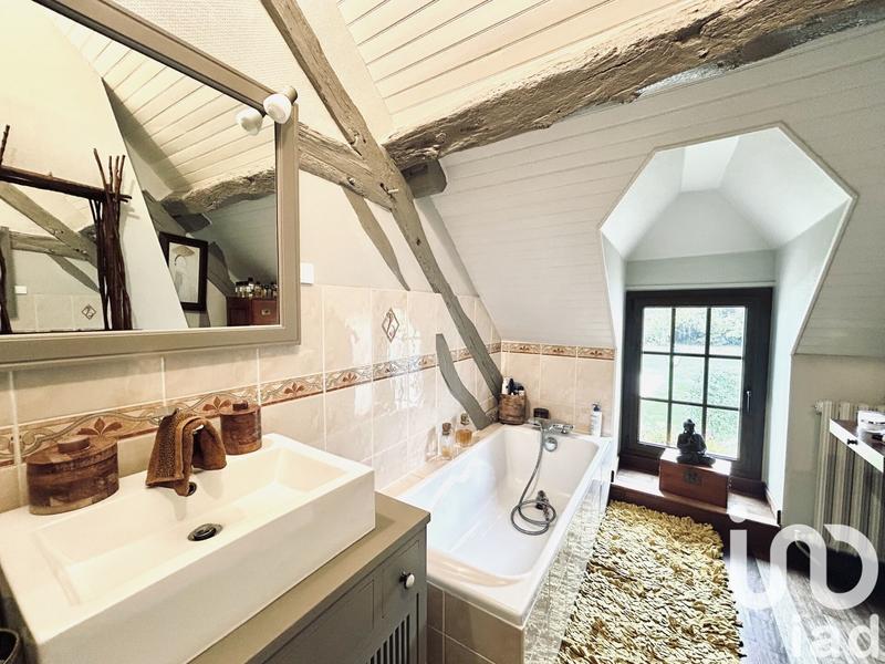 Maison - 300 m² - 8 pièces