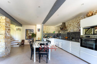Maison - 165 m² - 7 pièces