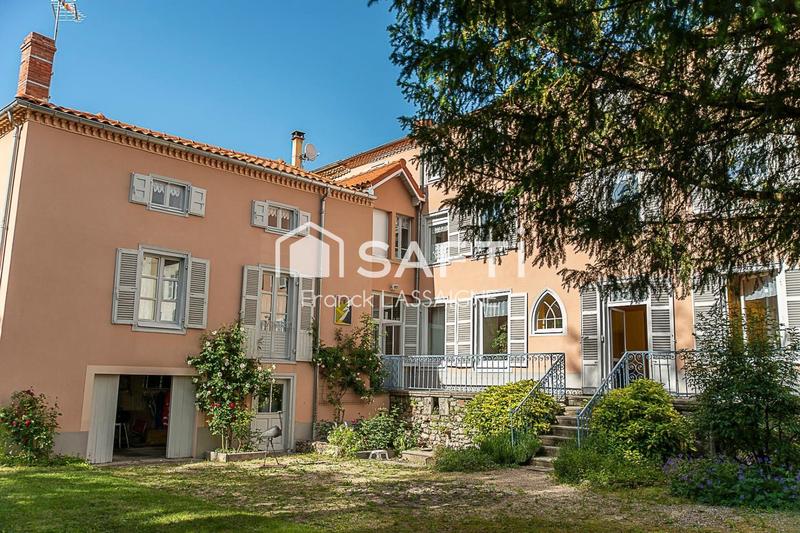 Maison - 387 m² - 15 pièces