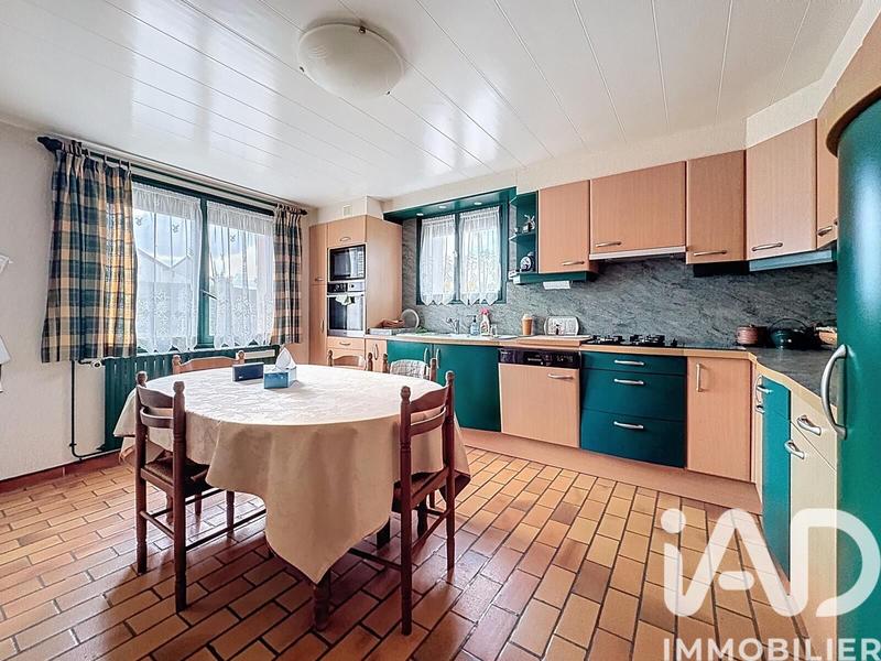 Maison - 182 m² - 6 pièces