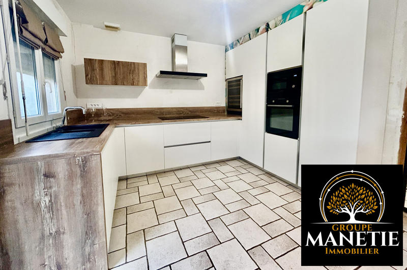 Maison - 146 m² - 6 pièces