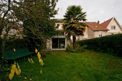 Maison - 113 m² - 6 pièces