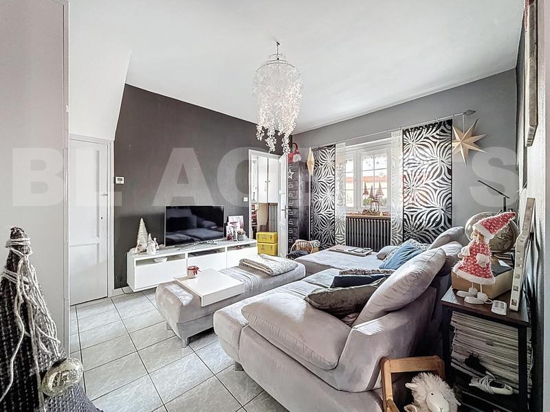 Maison - 85 m² - 5 pièces