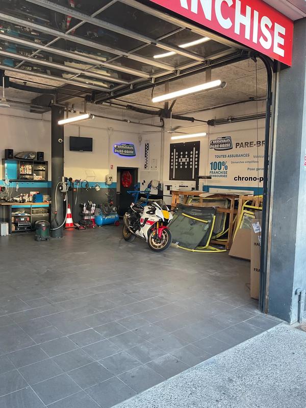 Fonds de commerce - 112 m²