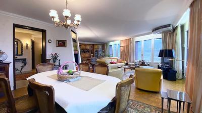 Appartement - 160 m² - 5 pièces