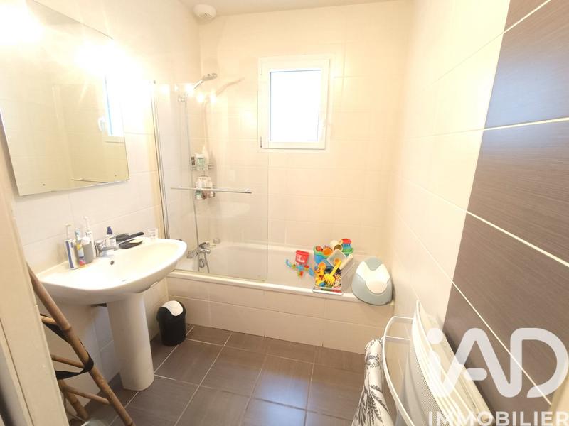 Maison - 77 m² - 3 pièces