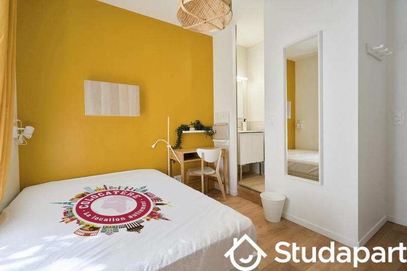 Chambre - 10 m² - 1 pièce