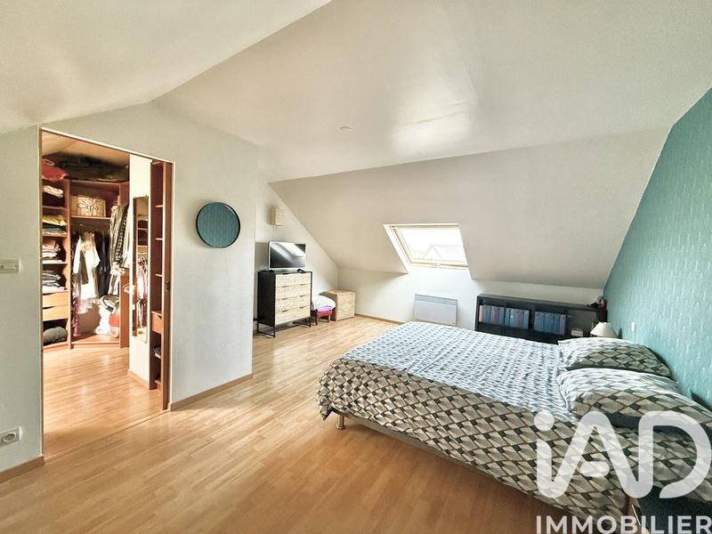 Maison - 210 m² - 7 pièces