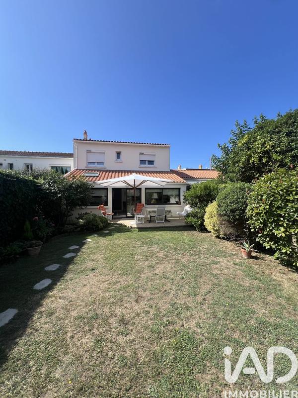 Maison - 143 m² - 5 pièces