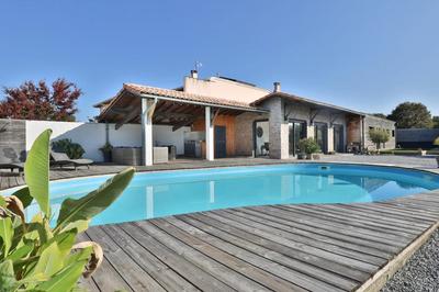 Maison - 136 m² - 4 pièces