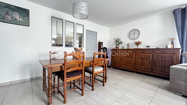 Maison - 96 m² - 4 pièces