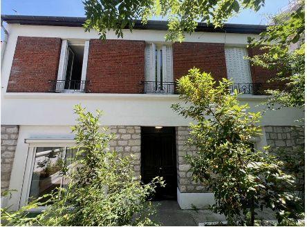 Immeuble - 250 m² - 15 pièces