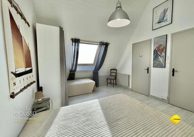 Maison - 175 m² - 11 pièces