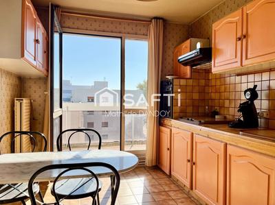 Appartement - 100 m² - 5 pièces