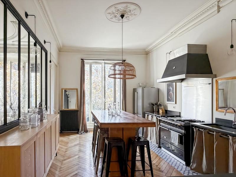 Appartement - 145 m² - 4 pièces