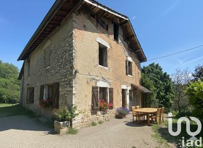 Maison de campagne - 350 m² - 5 pièces