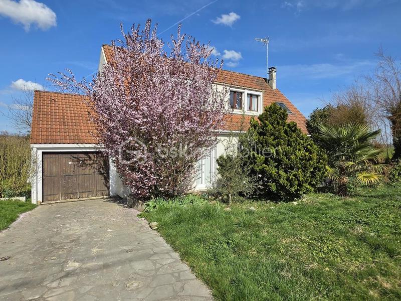 Maison traditionnelle - 166 m² - 8 pièces