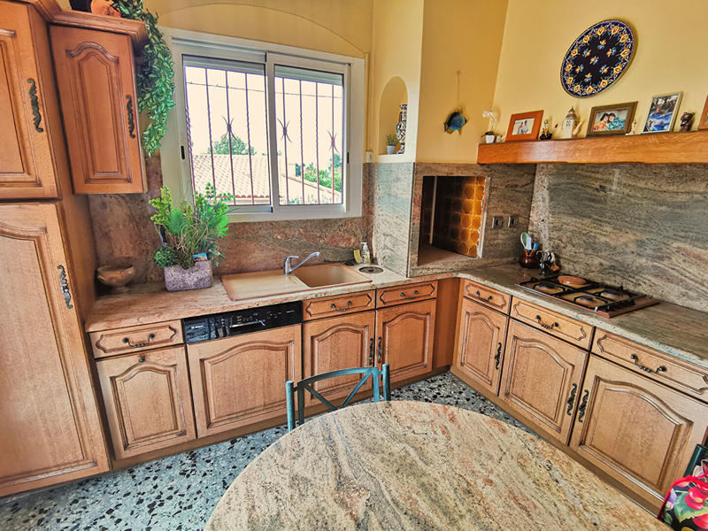 Villa - 185 m² - 6 pièces