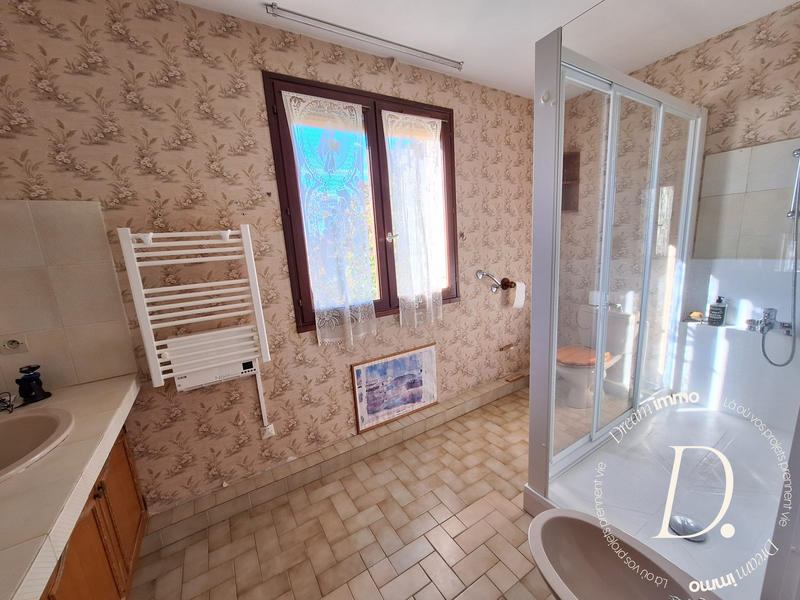 Villa - 163 m² - 6 pièces