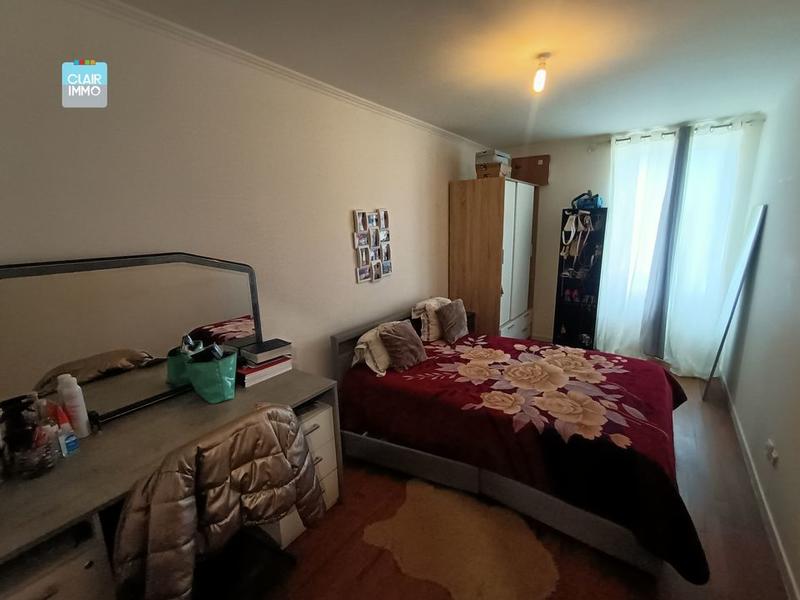 Maison - 260 m² - 9 pièces