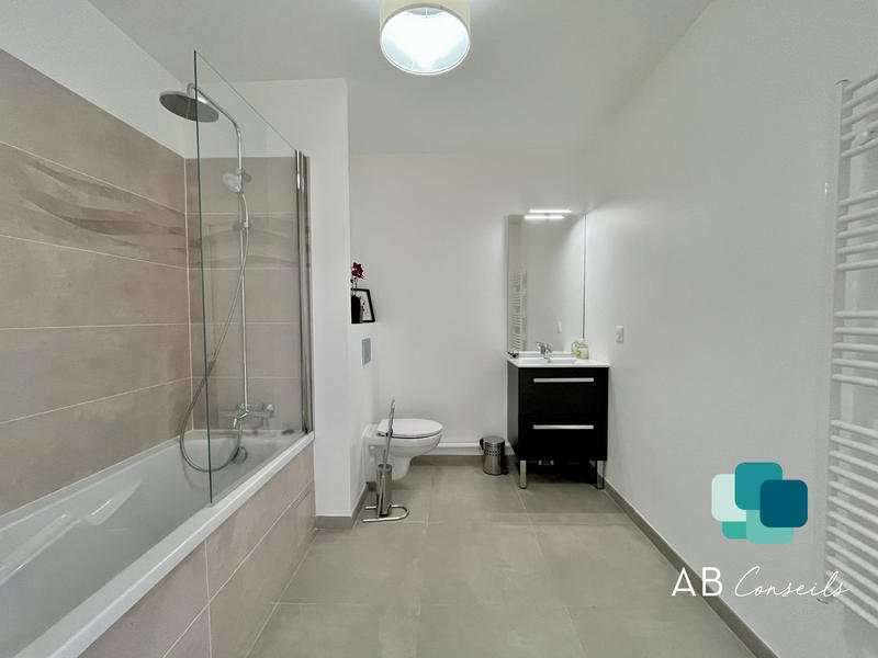 Appartement - 89 m² - 4 pièces