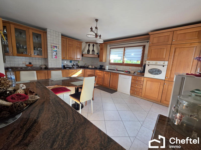 Maison - 197 m² - 6 pièces