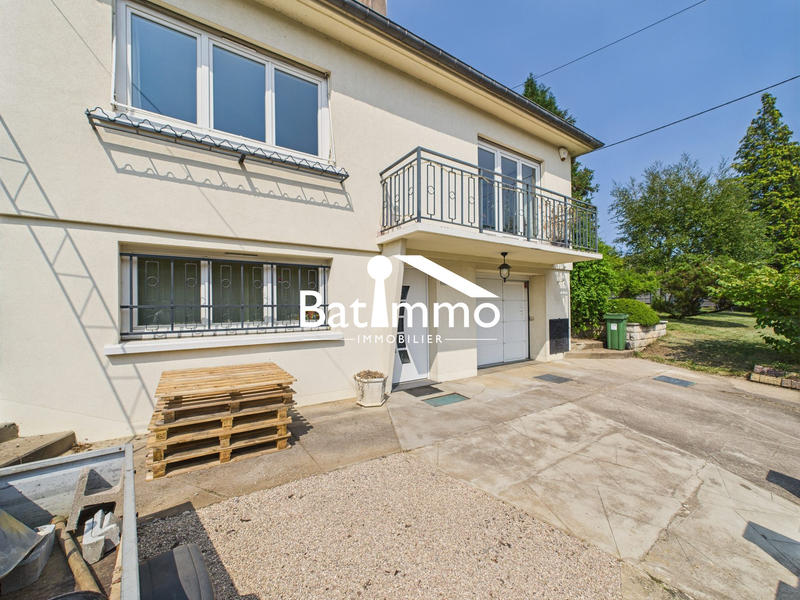 Maison - 121 m² - 5 pièces