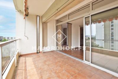 Appartement - 77 m² - 4 pièces